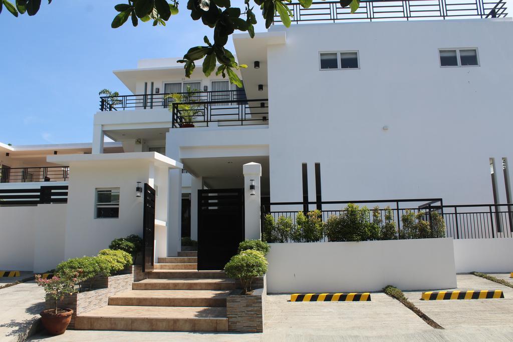 Be-Ing Suites Davao City Екстериор снимка