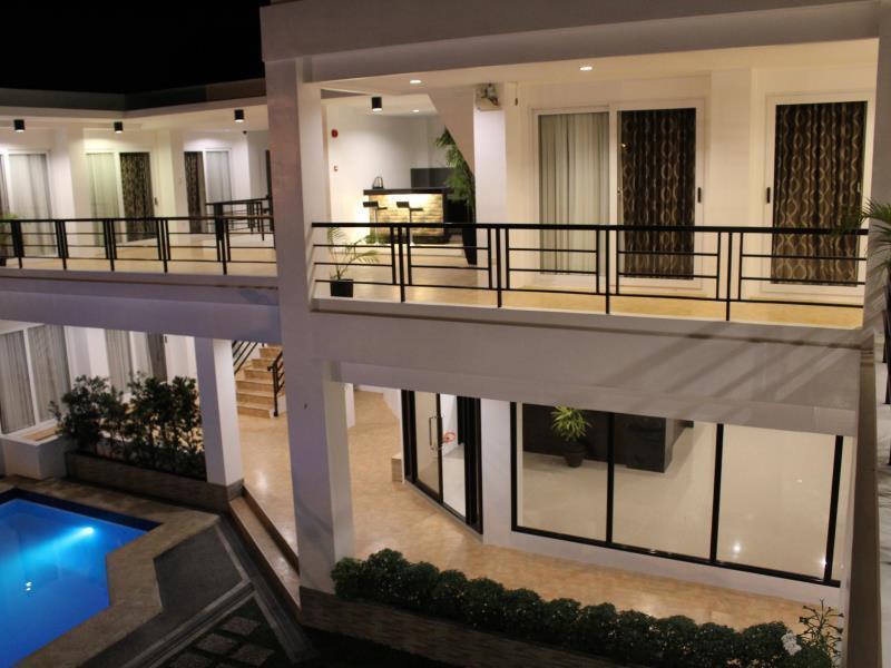 Be-Ing Suites Davao City Екстериор снимка
