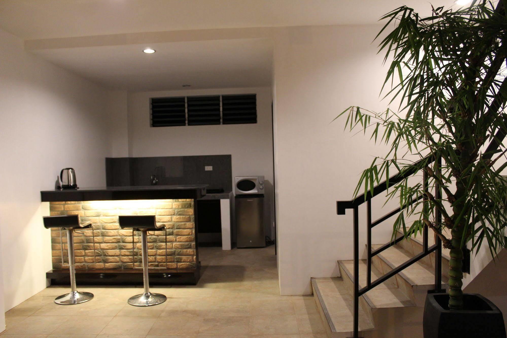 Be-Ing Suites Davao City Екстериор снимка