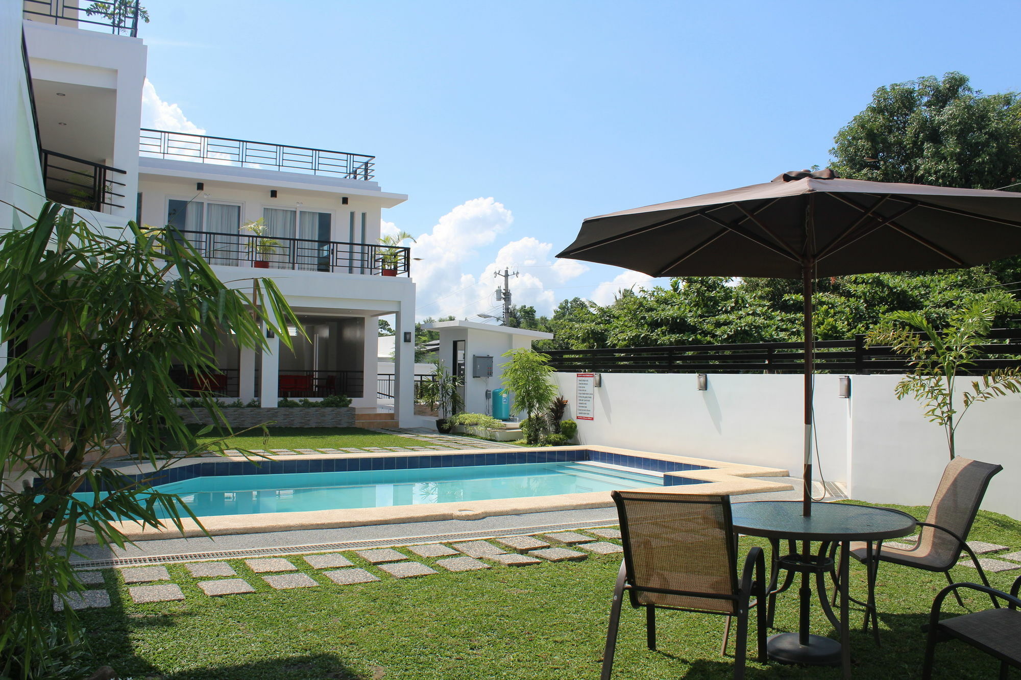 Be-Ing Suites Davao City Екстериор снимка